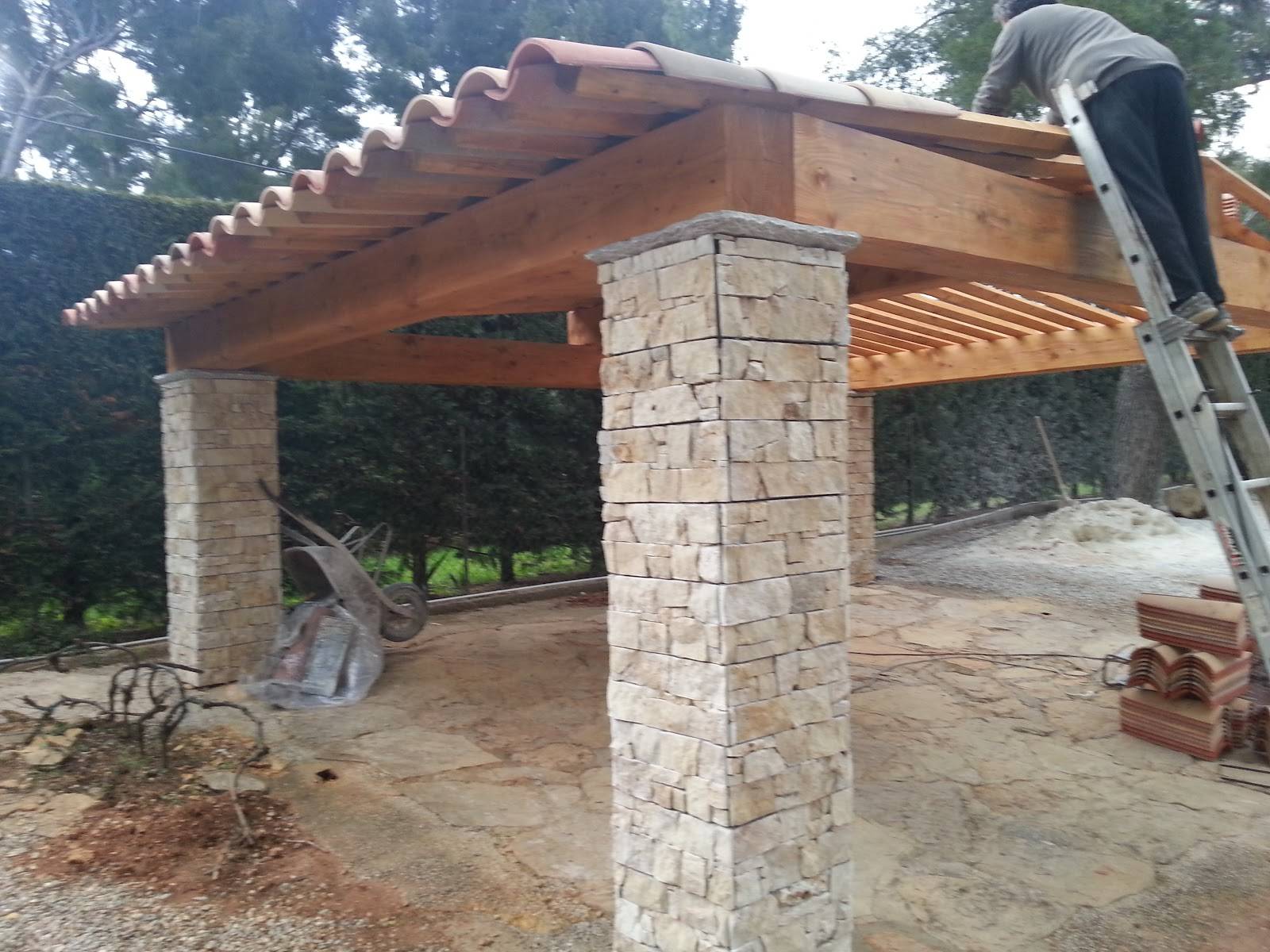 Construction d'un poolhouse traditionnel avec structures personnalisées dans une propriété à la Ciotat 13600