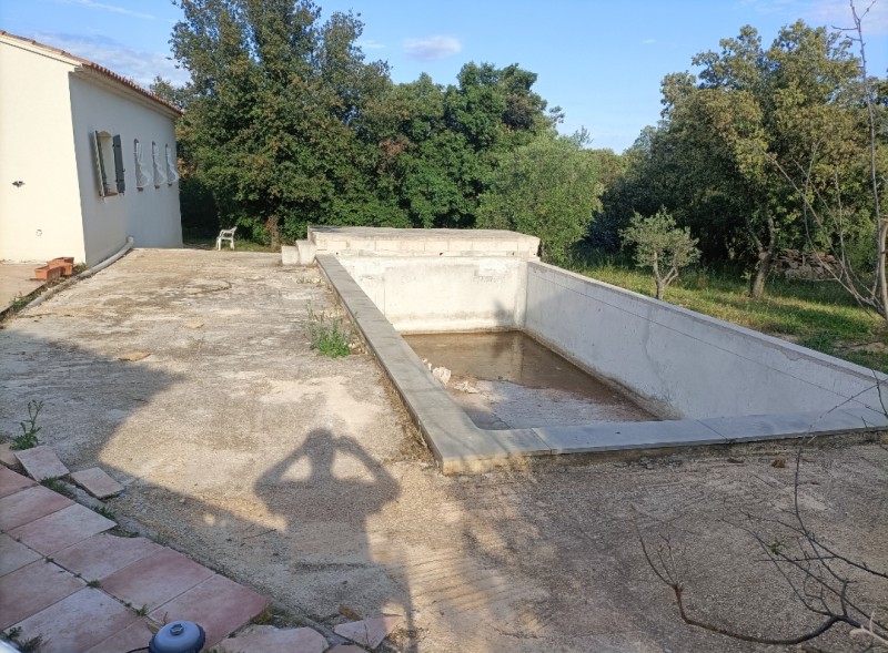 Rénovation piscine creusée avant après à St Cyr sur mer 